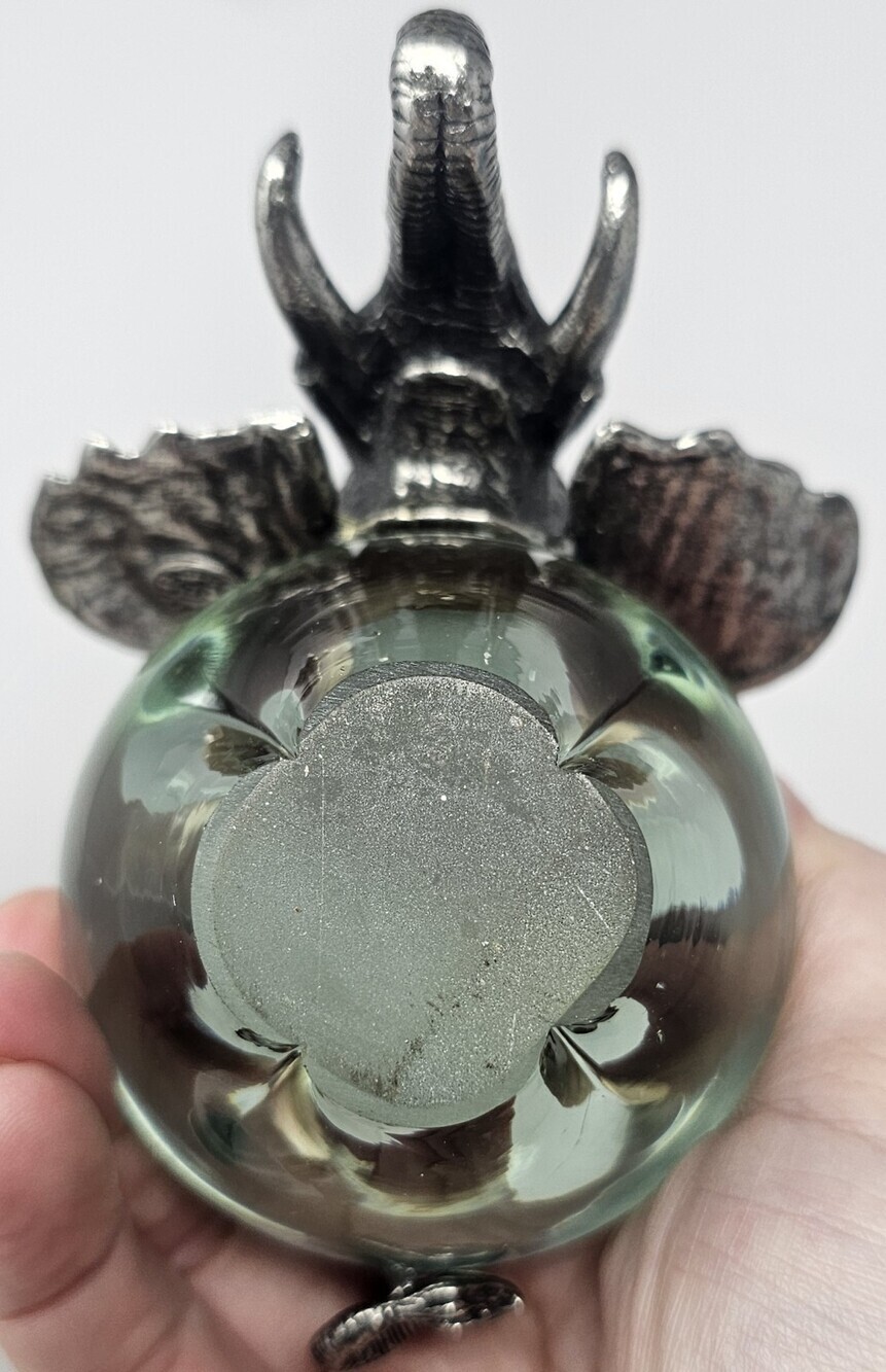 Vintage Makoulpa Pewter and Ngwenya Glass Ball Elephant Paperweight - Picture 7 of 9